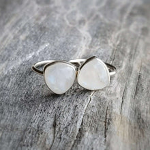 Load image into Gallery viewer, Moonstone ring in 925 silver
