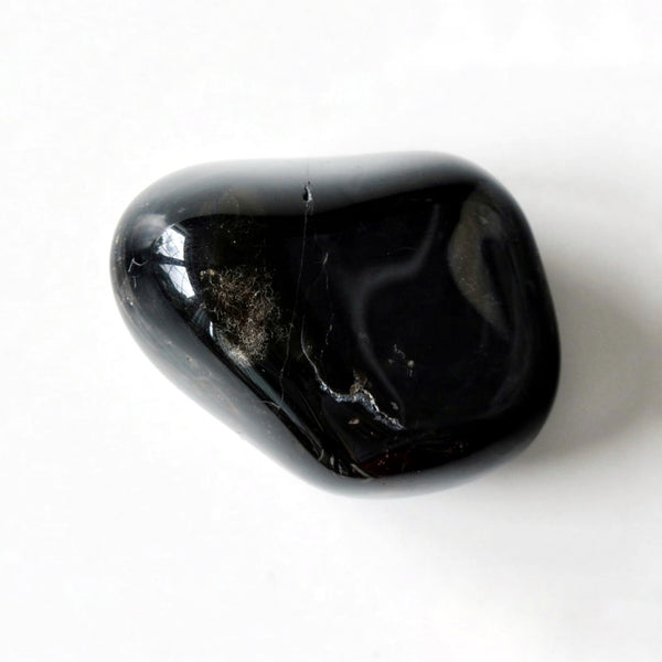 BLACK ONYX: for protection, grounding and willpower