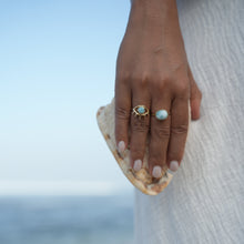 Load image into Gallery viewer, LARIMAR OVAL RING GOLD
