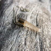 Load image into Gallery viewer, CLEAR QUARTZ CRYSTAL NECKLACE
