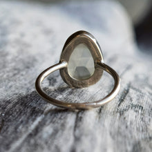 Load image into Gallery viewer, GREEN AMETHYST RING
