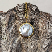 Load image into Gallery viewer, PEARL COIN NECKLACE GOLD
