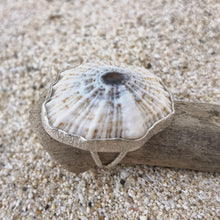 Load image into Gallery viewer, BOHO SHELL RING
