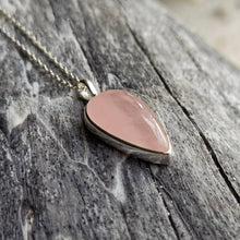 Load image into Gallery viewer, ROSE QUARTZ PENDANT
