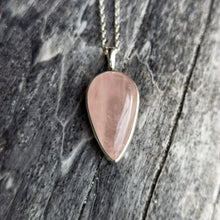 Load image into Gallery viewer, ROSE QUARTZ PENDANT
