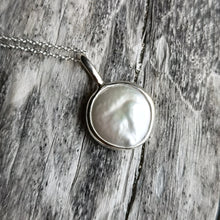 Load image into Gallery viewer, PEARL COIN NECKLACE
