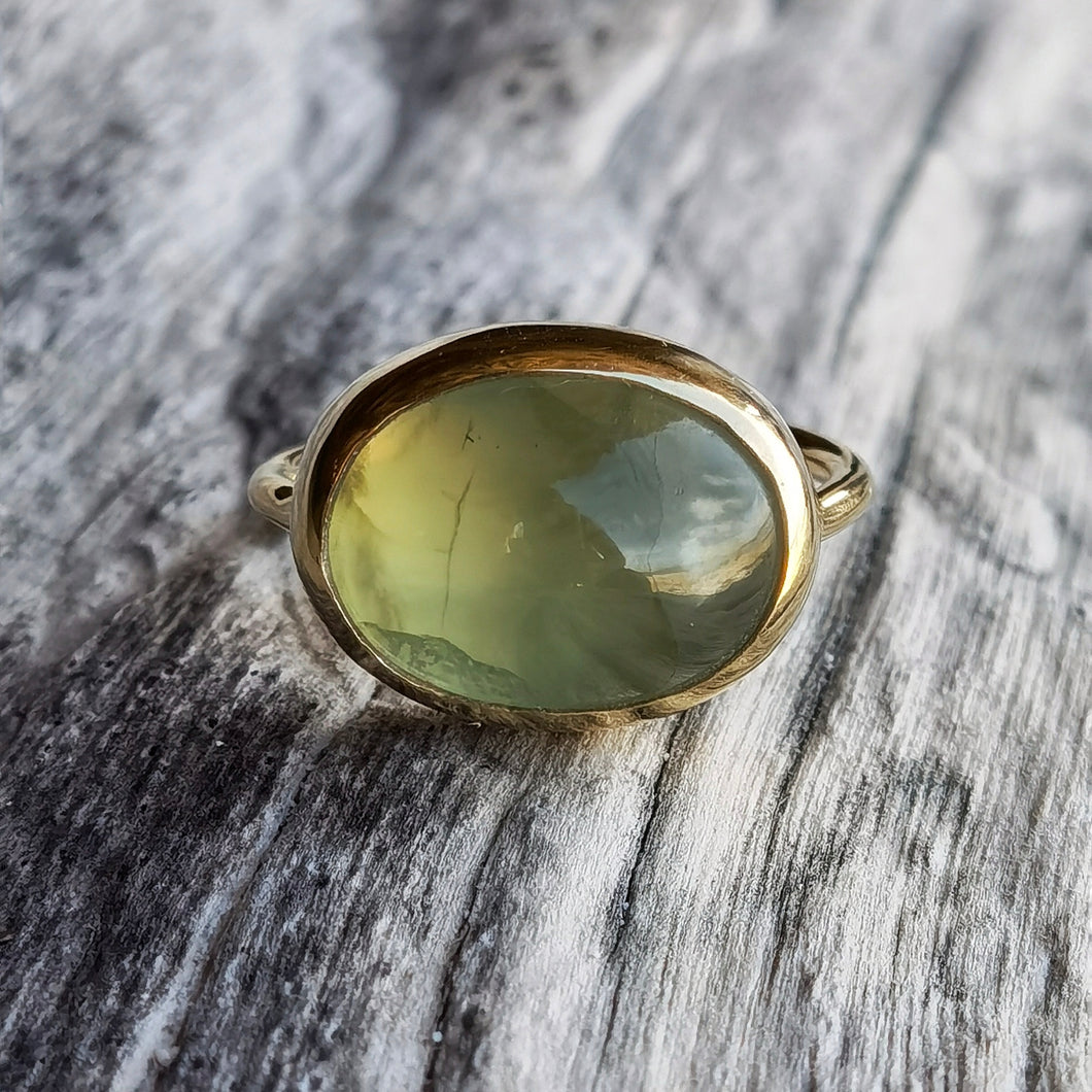 PREHNITE RING GOLD