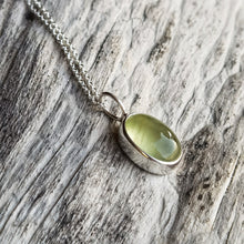 Load image into Gallery viewer, PREHNITE PENDANT
