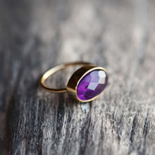 Load image into Gallery viewer, AMETHYST RING GOLD

