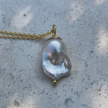 Load image into Gallery viewer, PEARL BARO NECKLACE GOLD - Soulshine Gems
