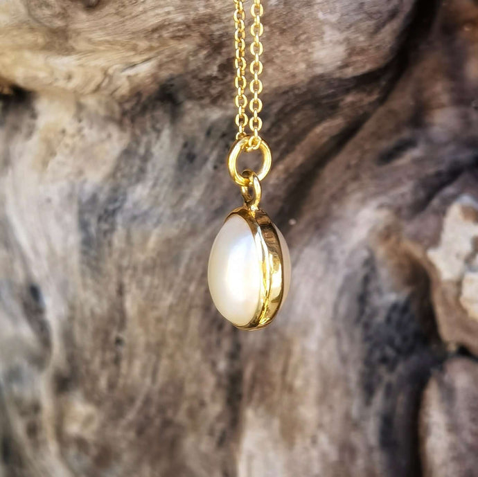 Fresh water pearl set in 925 silver 18ct gold plated necklace 