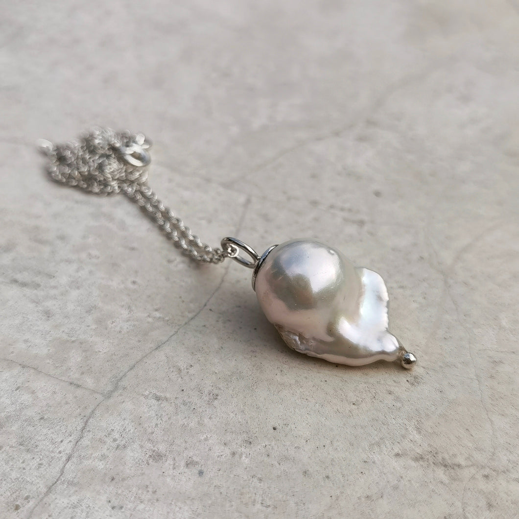 PEARL BARO NECKLACE - Soulshine Gems