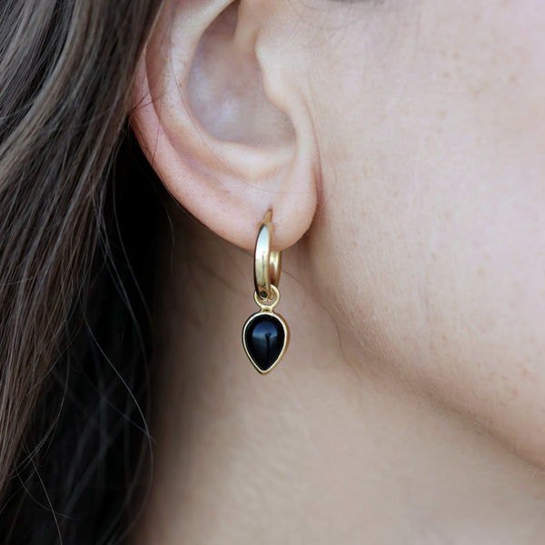 BLACK ONYX HUGGIES GOLD - Soulshine Gems
