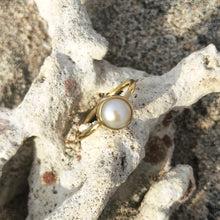 Load image into Gallery viewer, PEARL RING GOLD
