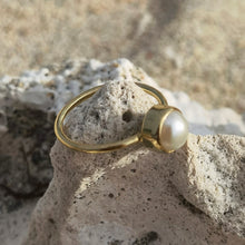Load image into Gallery viewer, PEARL RING GOLD
