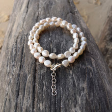 Load image into Gallery viewer, PEARL CHOCKER NECKLACE - Soulshine Gems
