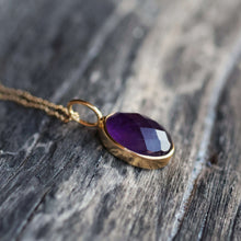 Load image into Gallery viewer, AMETHYST NECKLACE GOLD
