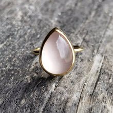 Load image into Gallery viewer, ROSE QUARTZ RING GOLD
