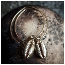 Load image into Gallery viewer, COWRIE EARRINGS ALOHA - Soulshine Gems
