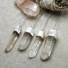 Load image into Gallery viewer, CLEAR QUARTZ CRYSTAL NECKLACE
