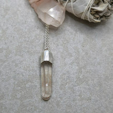 Load image into Gallery viewer, CLEAR QUARTZ CRYSTAL NECKLACE
